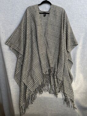 EAST 5th Classic Houndstooth Check Goth Spring Evenings Cape with Fringe